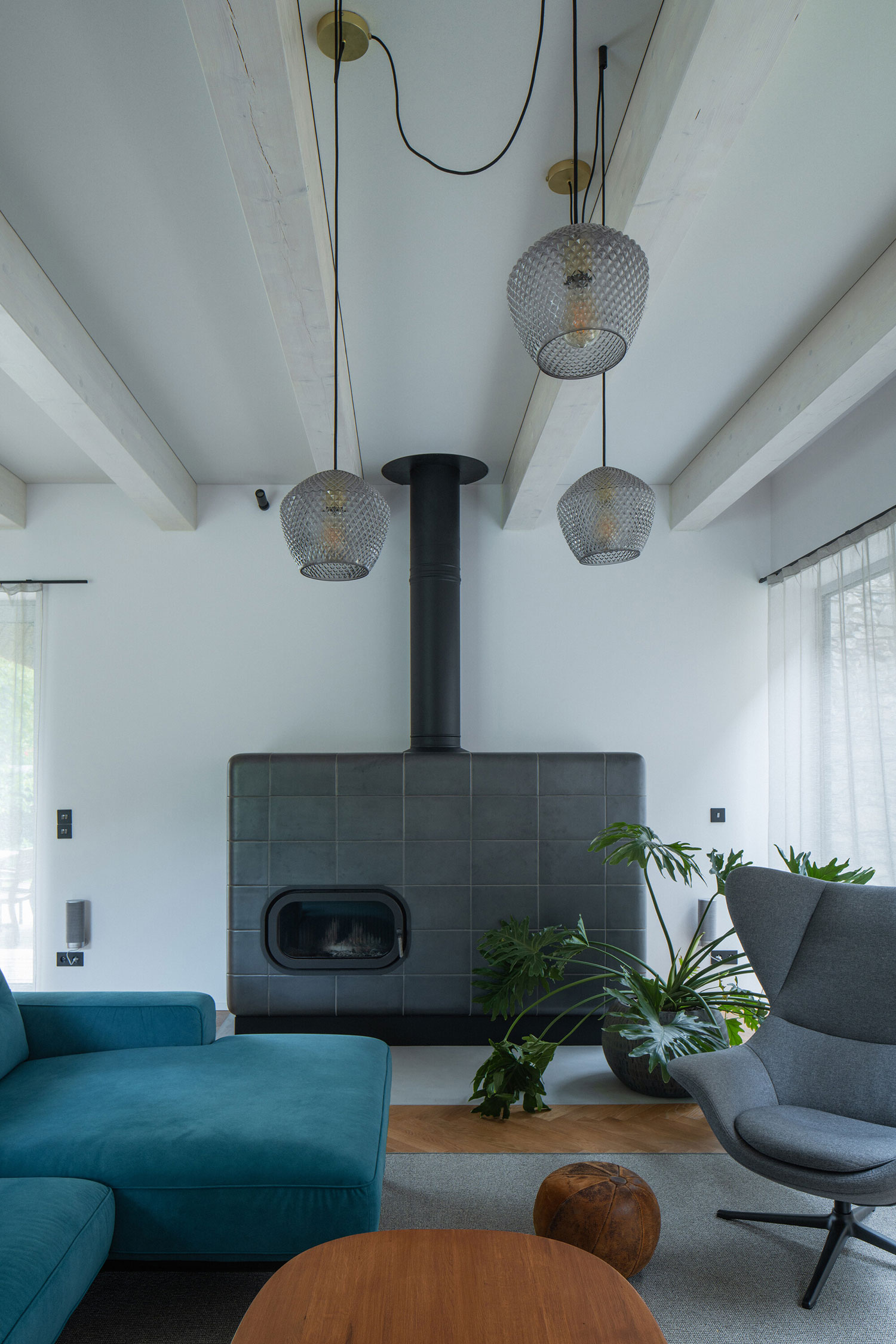 A Century-Old Barn Finds New Life as a Modern Family Home in Czech Republic