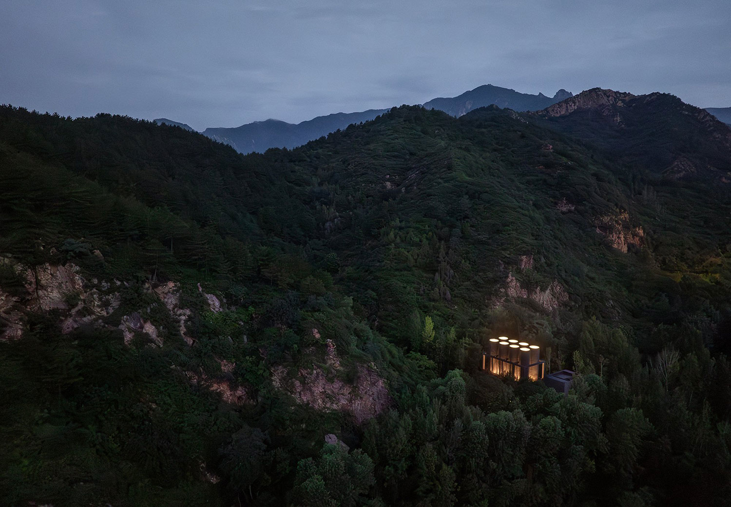 A Sanctuary in the Forest: Unveiling the Wulingshan Eye Stone Spring Spa by Vector Architects