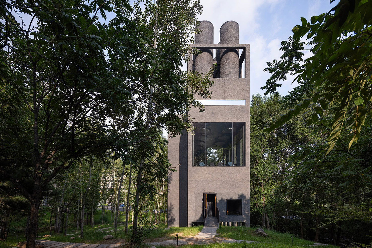 A Sanctuary in the Forest: Unveiling the Wulingshan Eye Stone Spring Spa by Vector Architects