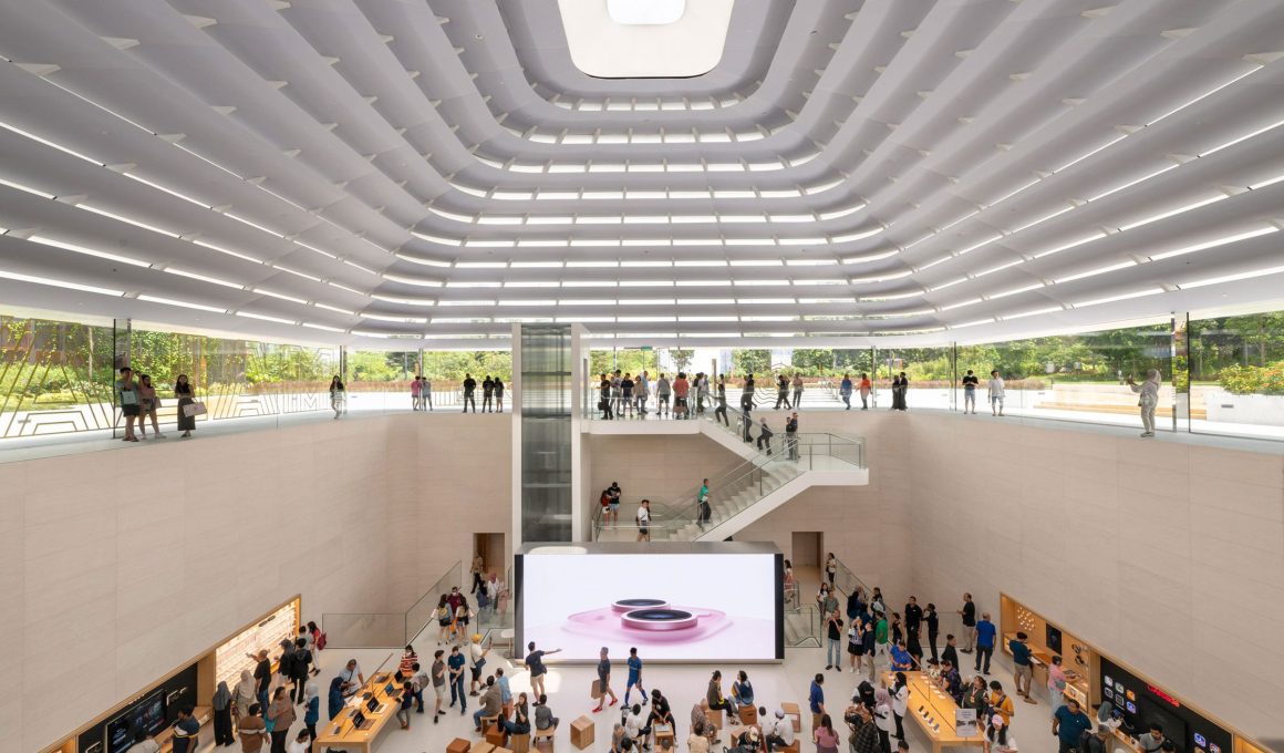 Apple Store The Exchange TRX, Kuala Lumpur, MY / Foster + Partners