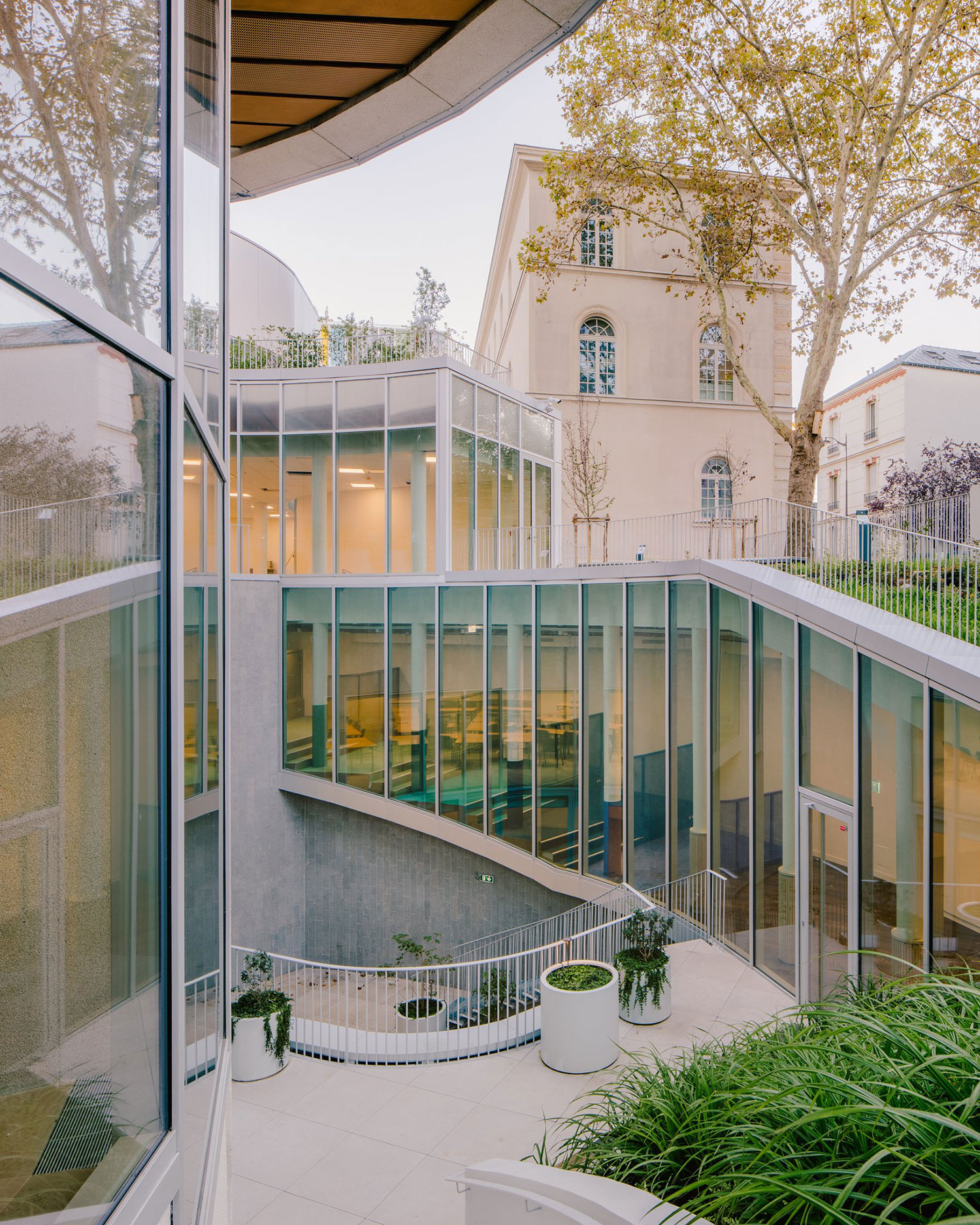 Racine Tower, Paris, France / Maud Caubet Architectes