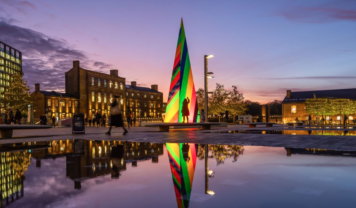 Fluorescence: Liz West's Eye-Catching Neon Christmas Tree Illuminates Kings Cross