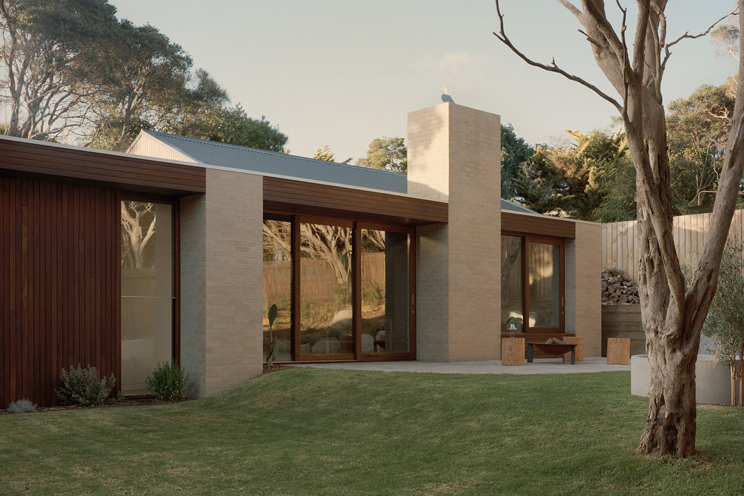 Harmonious Expansion: Victoria Merrett Architecture's Marianne House