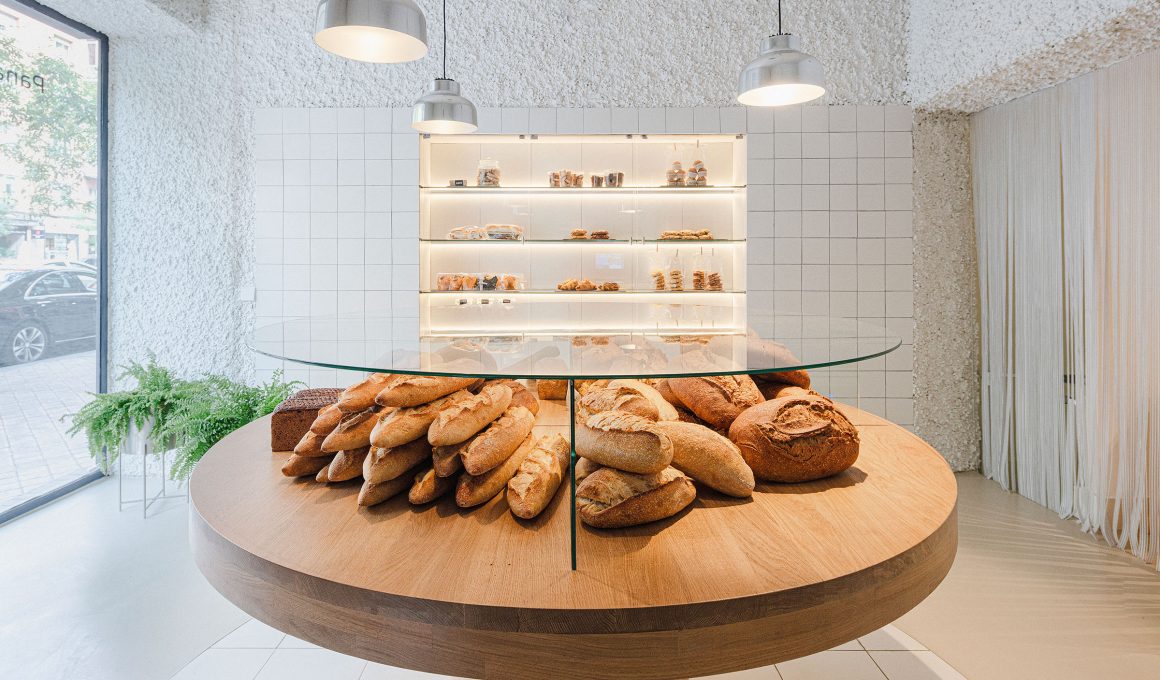 Madrid's Unique Bakeries: A Tribute to Community and Bread Inspired by "Babette's Feast"