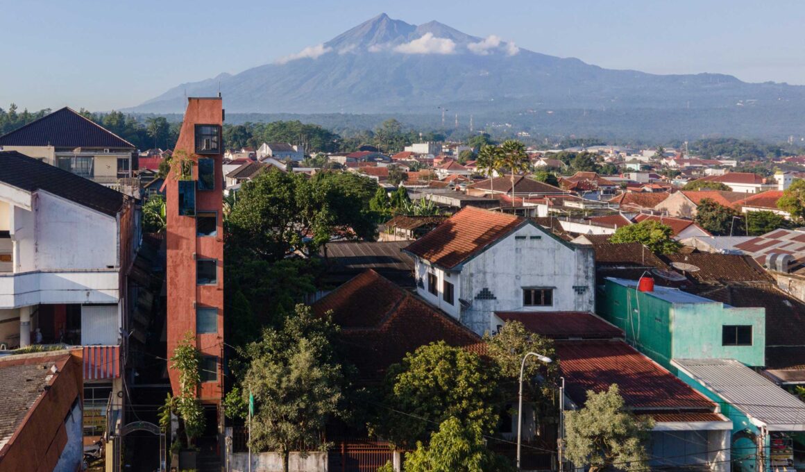 PituRooms Hotel, Salatiga, ID / Sahabat Selojene