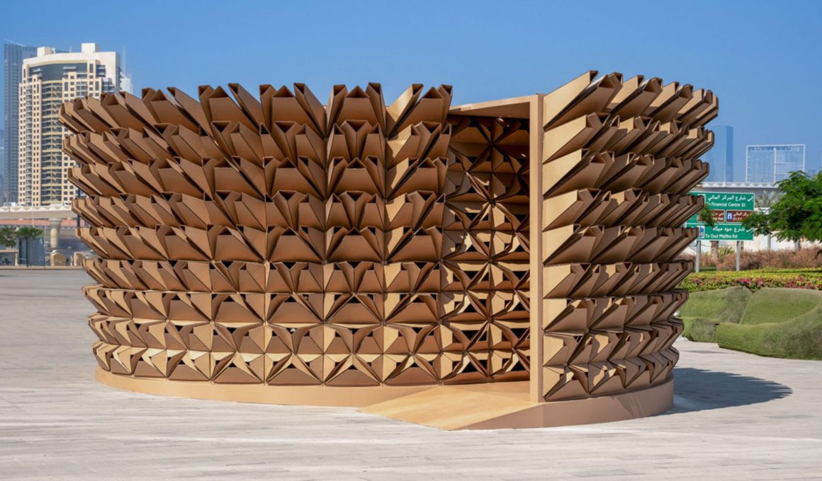 Ross Lovegrove Unveils Enfold Pavilion at Dubai Design Week: A Sustainable Masterpiece of Recycled Cardboard