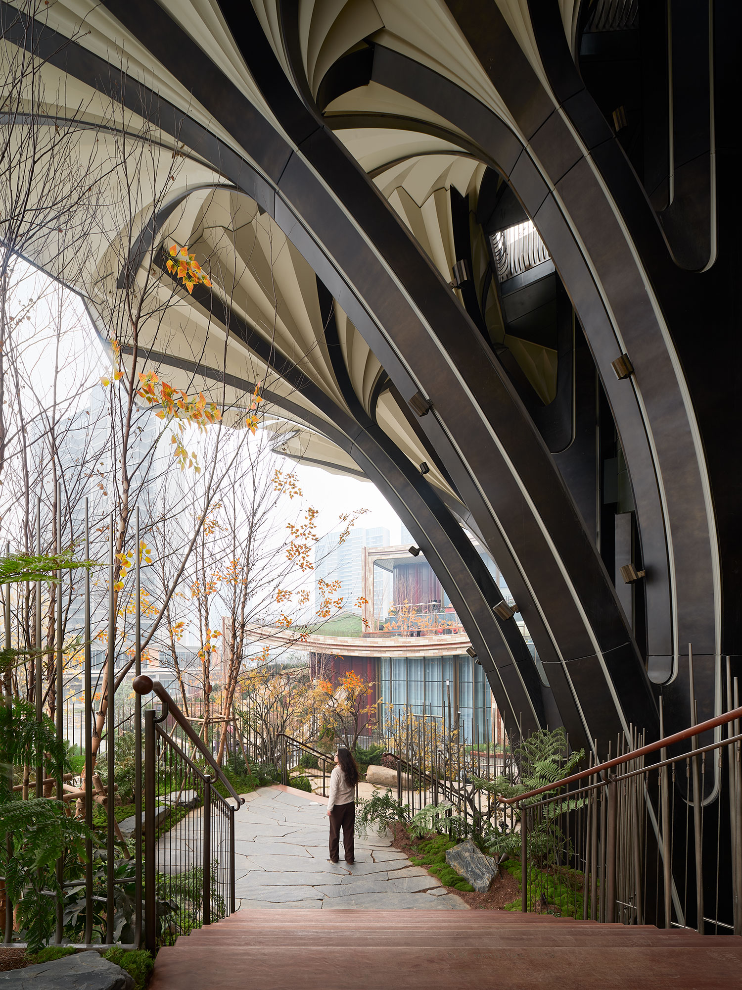 Sculpting the City: Heatherwick Studio's CCBD in Xi'an